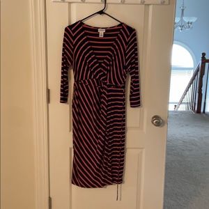 Navy/pink maternity dress